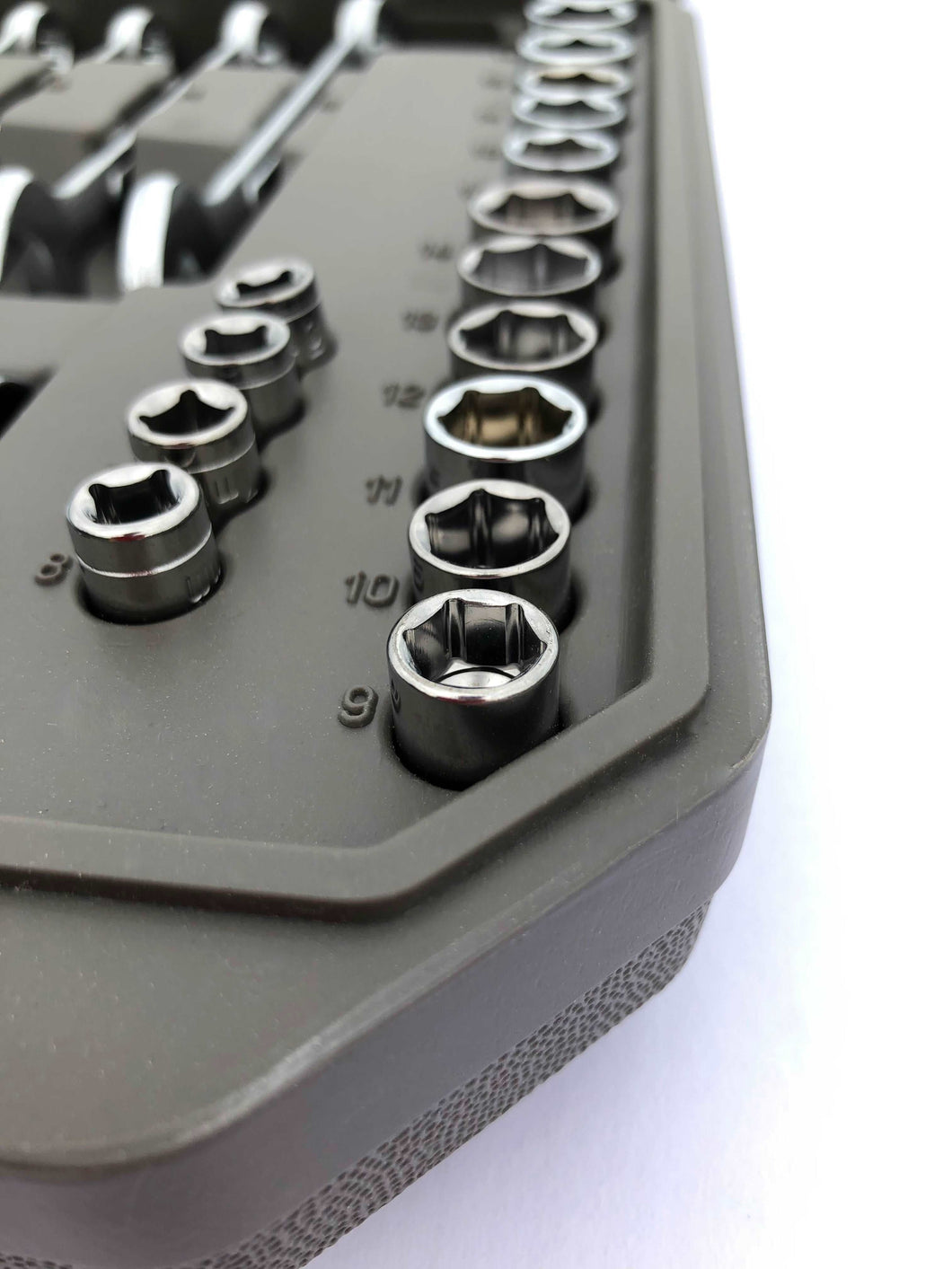 95 Piece Mechanics Tool Set in Metric and SAE for Small Engine, Mechanical and General Repairs