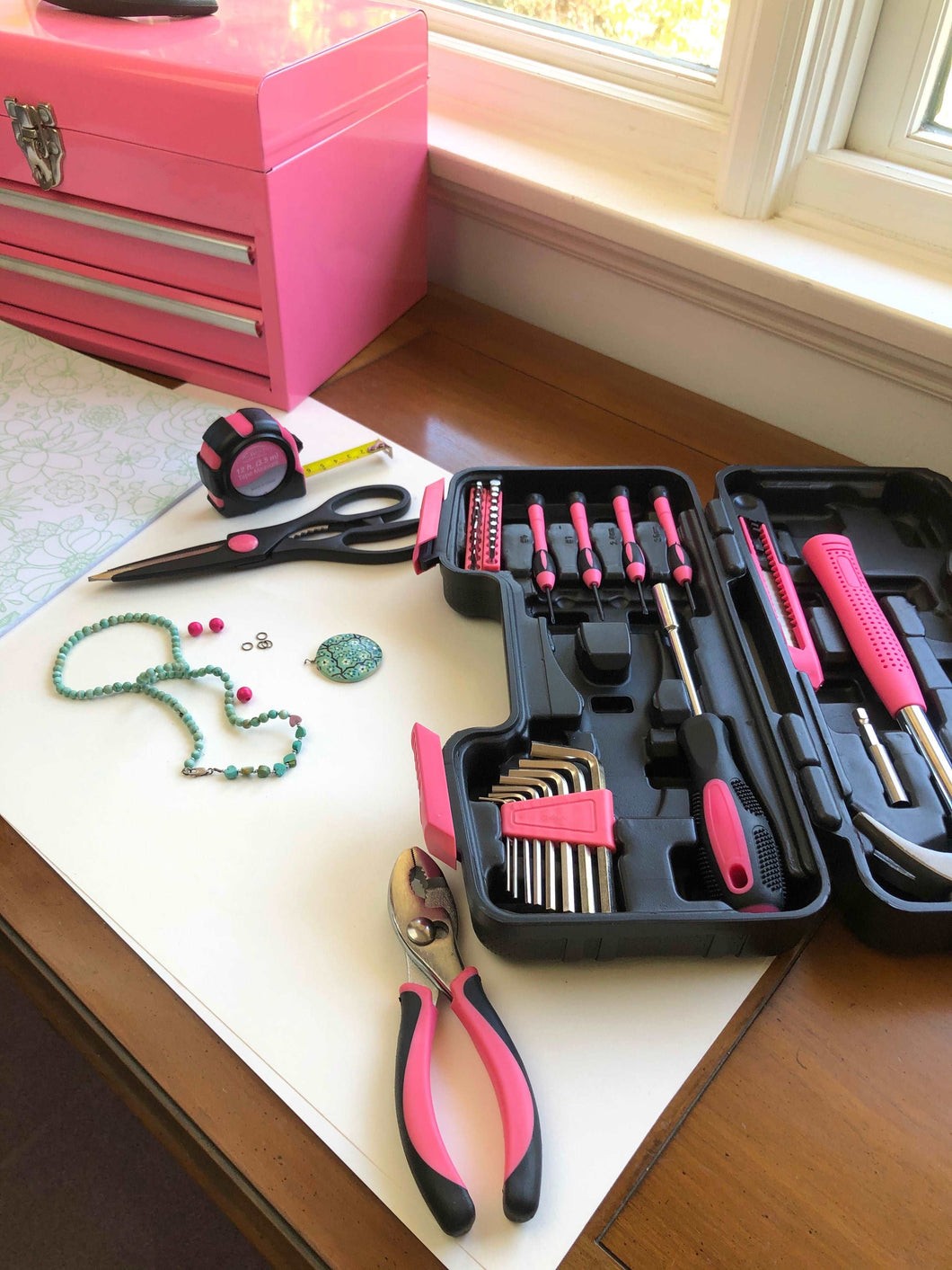 pink hammer, pink tools, pink tape mesure, pink utility knife, pink wrench for craft and do it yourself repairs
